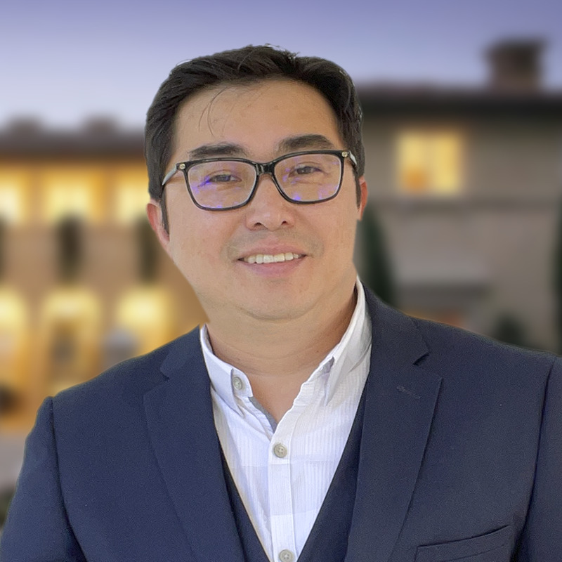 John Reionn Webber, broker and listing agent
